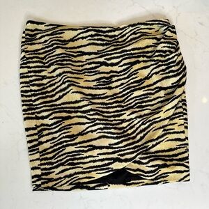Maison Scotch & Soda Tiger Print Draped Faux Wrap Mini Skirt. Size 4 🐯